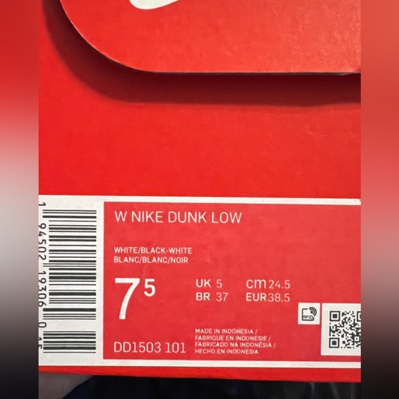 Nike Dunk Low Retro “Panda” Black and white  size 7.5 - Picture 3 of 3